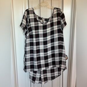 Plaid high-low short sleeve blouse